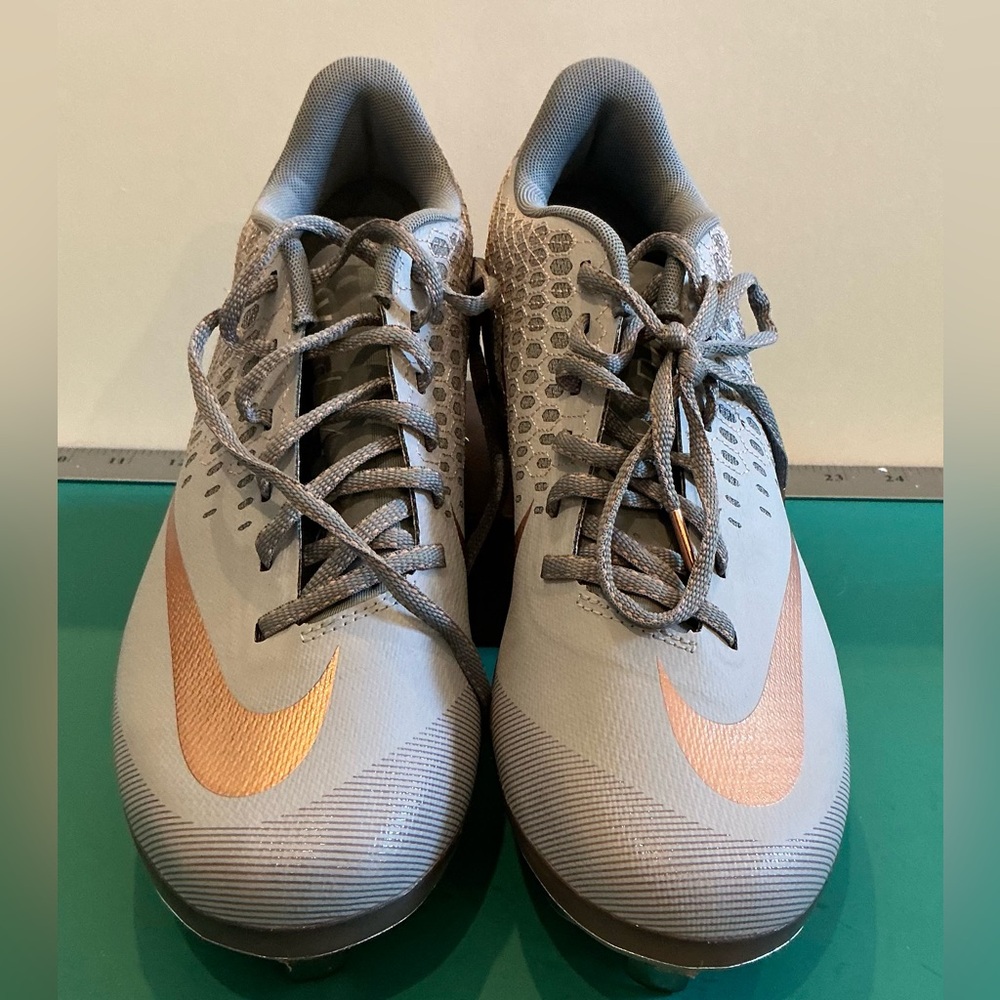 Nike Lunar Vapor Ultrafly Elite 2 Metal Baseball/Softball Cleats Size 7.5 NWOB